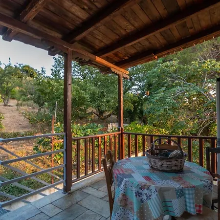 Thalia's Abode * Agios Lavrentios